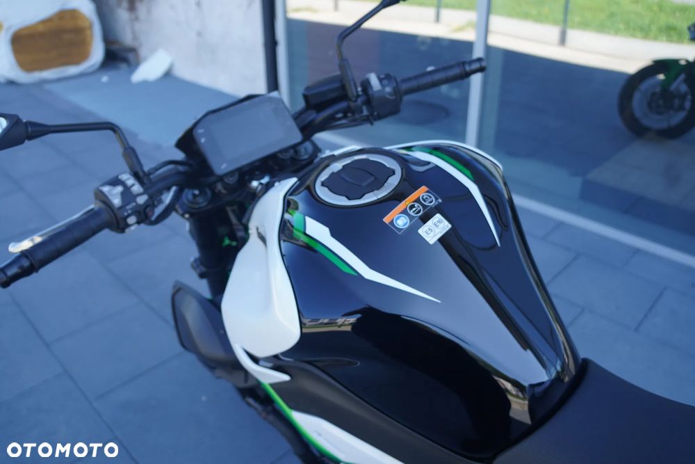 Kawasaki Z 900 - 11