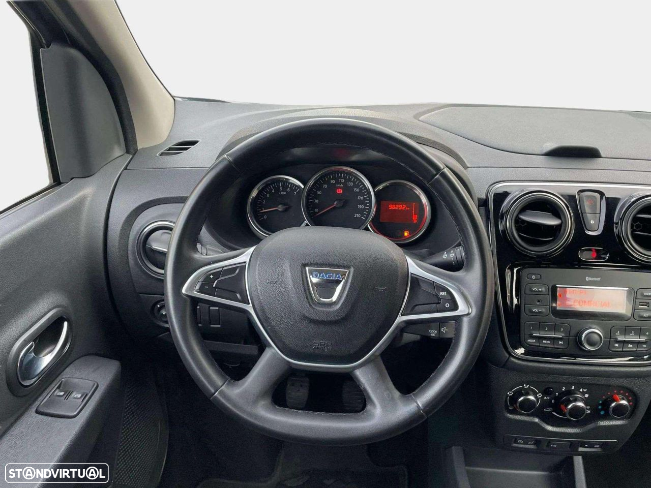 Dacia Lodgy 1.3 TCe Stepway 7L - 9
