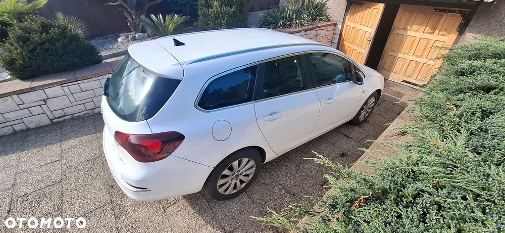 Opel Astra 1.7 CDTI Cosmo - 2
