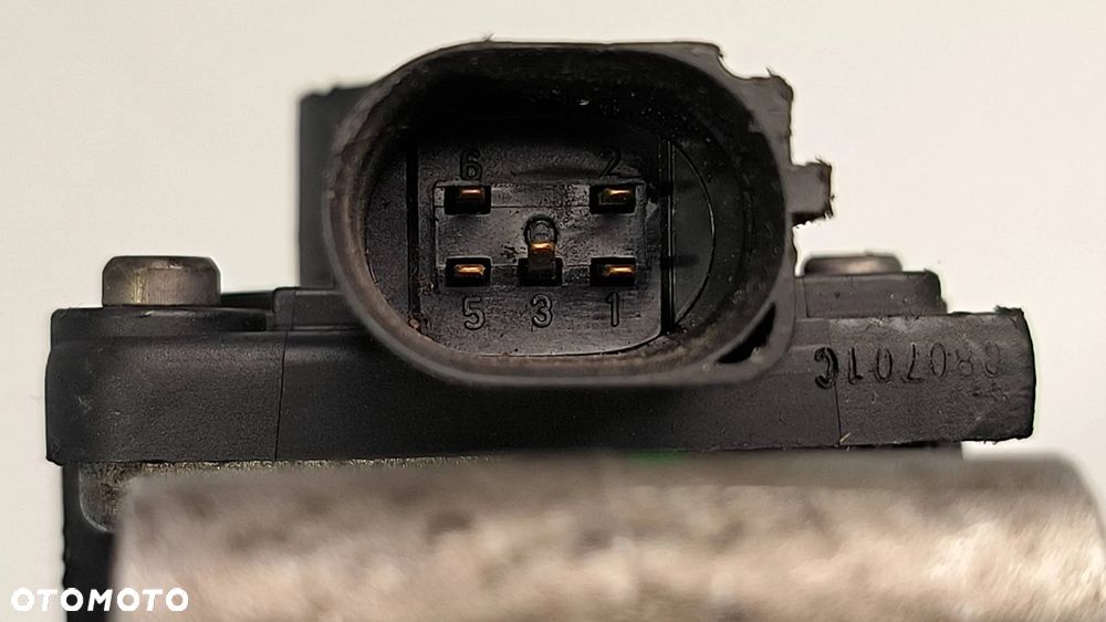 PIERBURG zawór egr Audi A8 d3 4.2 tdi - 7