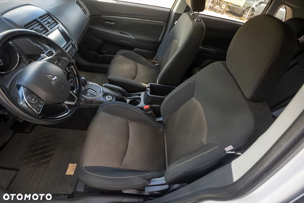 Mitsubishi ASX 2.2 DI-D 4WD Automatik Top - 17