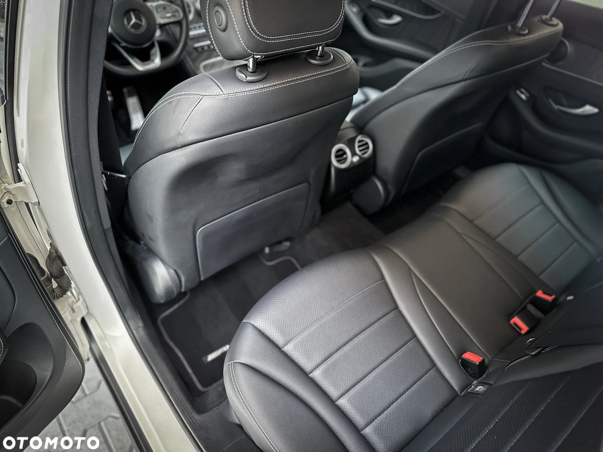 Mercedes-Benz GLC 200 d 4-Matic Business Edition - 31