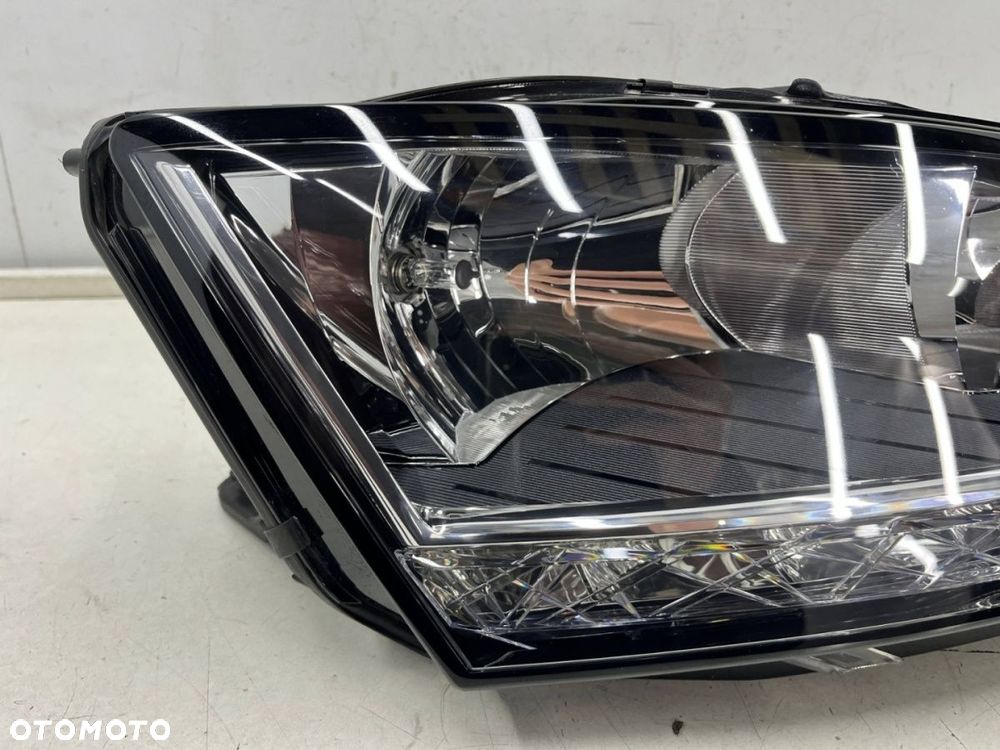 Lampa reflektor Skoda Fabia 3 III LIFT 18-22r. prawa przednia zwykła ORYGINALNA Europa 6v1941016d - 3