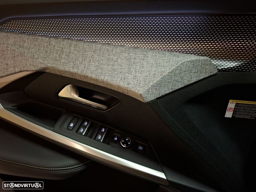 Peugeot E-3008 73 kWh GT - 22