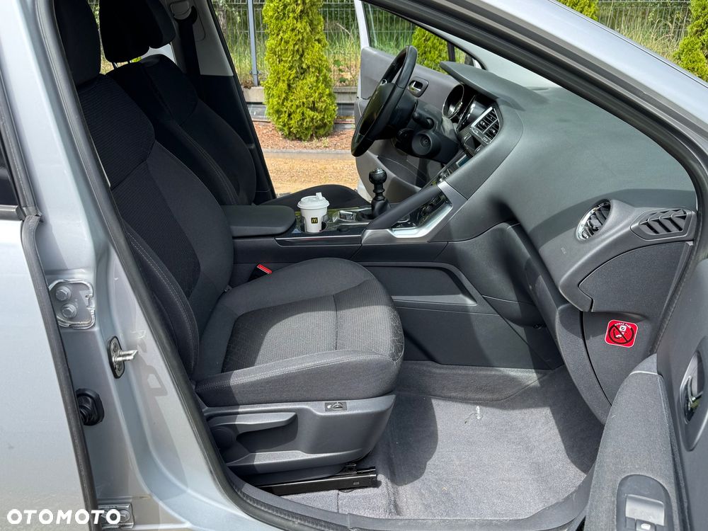 Peugeot 3008 1.6 HDi Active - 31