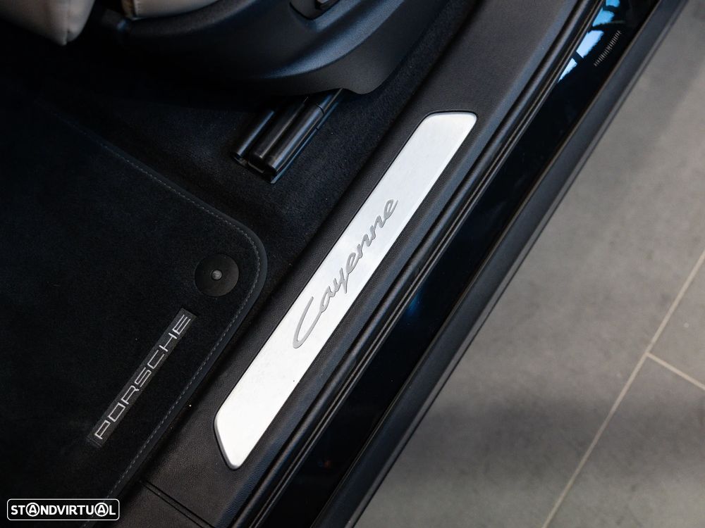 Porsche Cayenne E-Hybrid - 24
