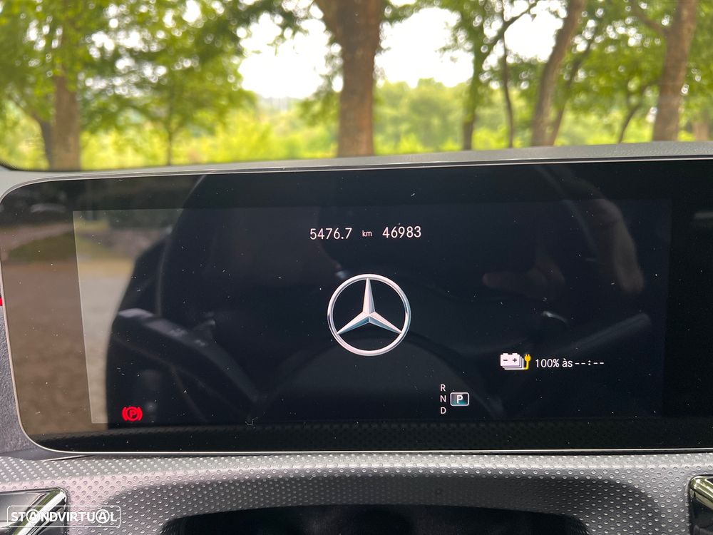 Mercedes-Benz A 250 e 8G-DCT AMG Line - 29