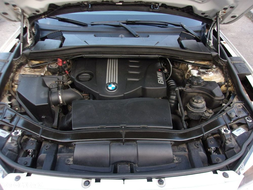 BMW X1 xDrive18d xLine - 29