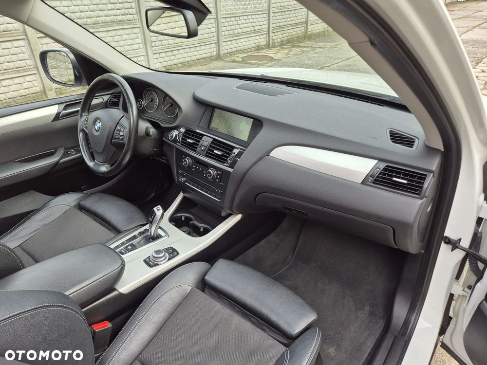 BMW X3 xDrive20d - 29