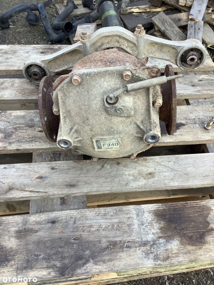 PAJERO III 3.2 DID MOST TYLNY DYFER F34D 4.100 - 3