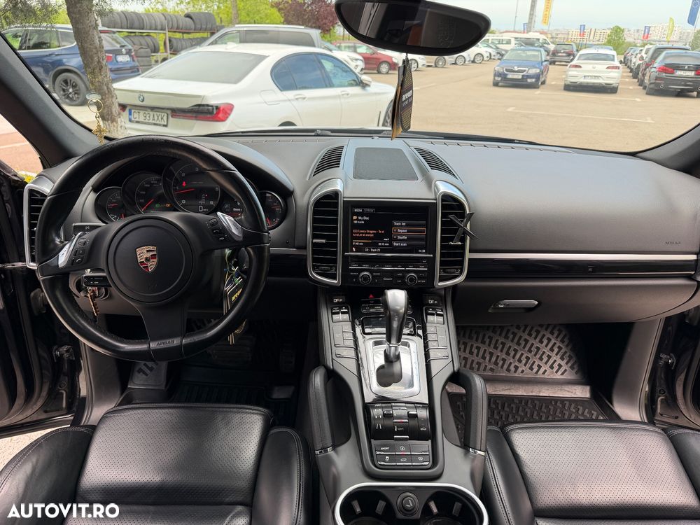 Porsche Cayenne Platinum Edition - 6