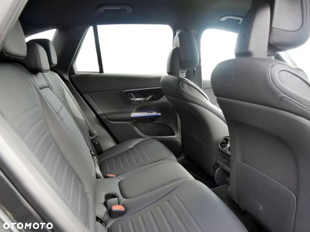 Mercedes-Benz GLC 220 d mHEV 4-Matic AMG Line - 11