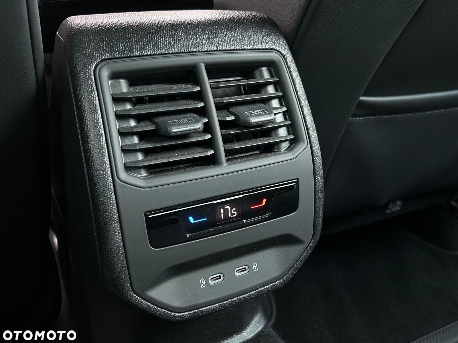 Cupra Leon 2.0 TSI DSG - 35