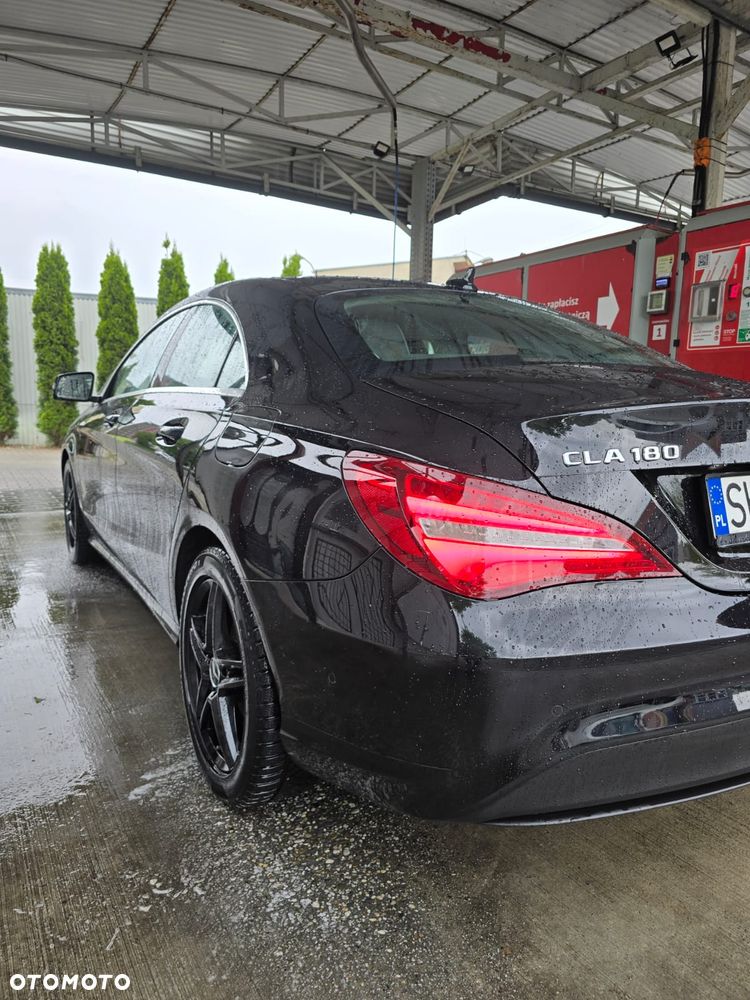 Mercedes-Benz CLA 180 7G-DCT - 6