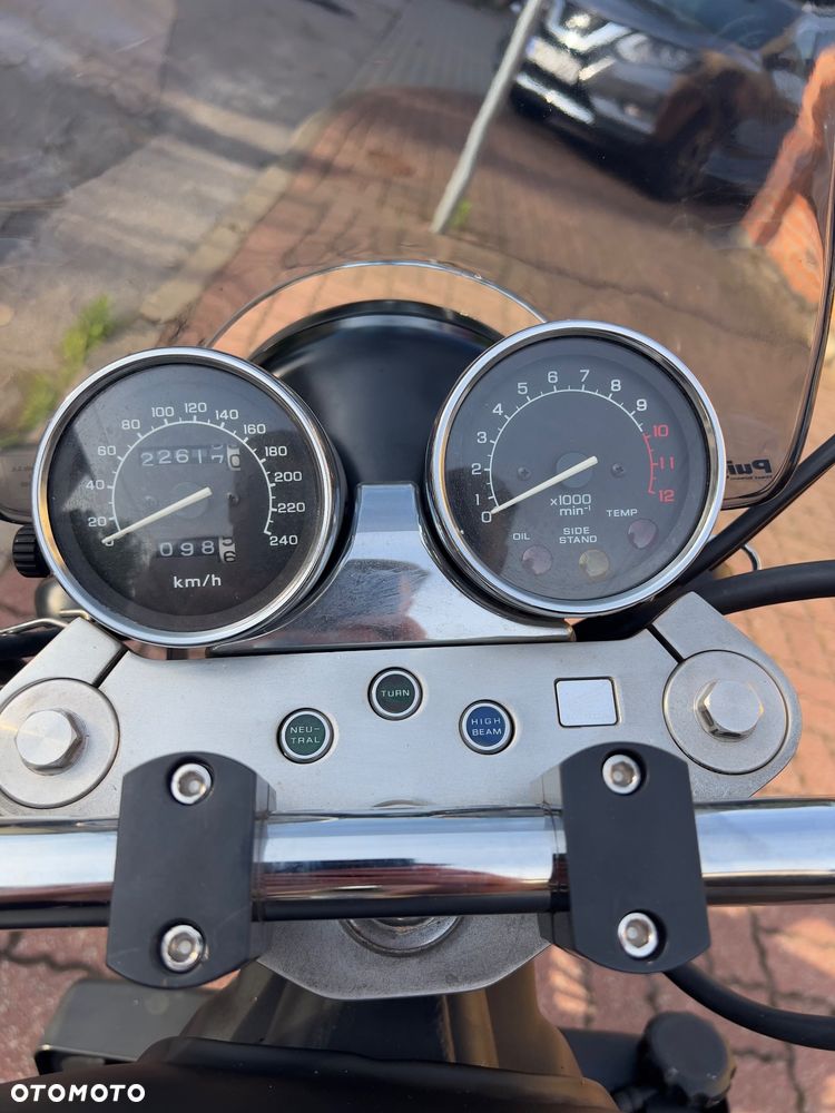 Honda VF - 10
