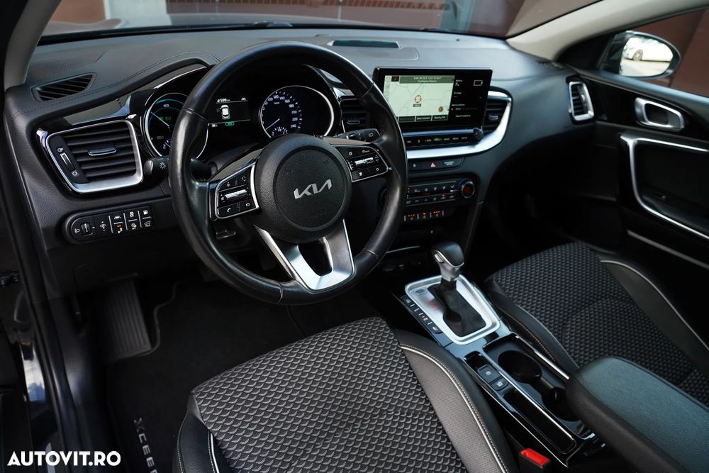 Kia XCeed - 16