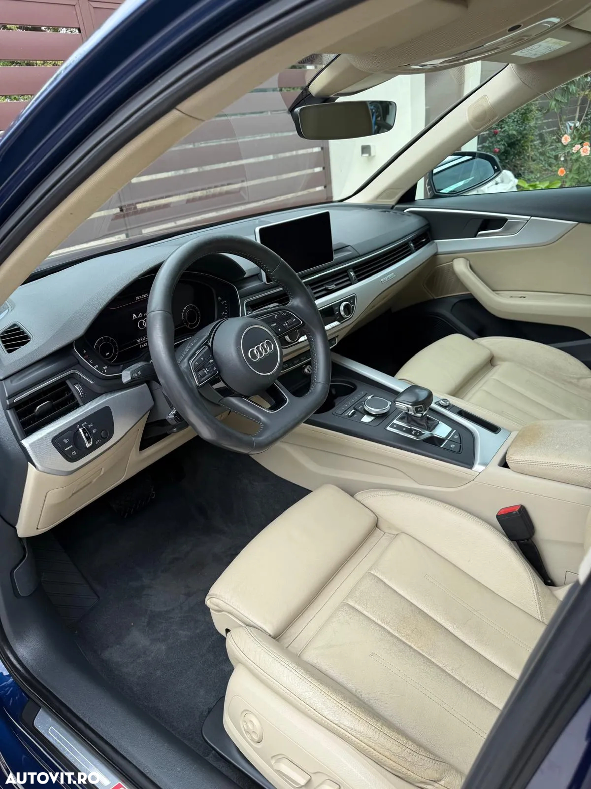 Audi A4 Avant 2.0 TDI quattro S tronic Sport - 9