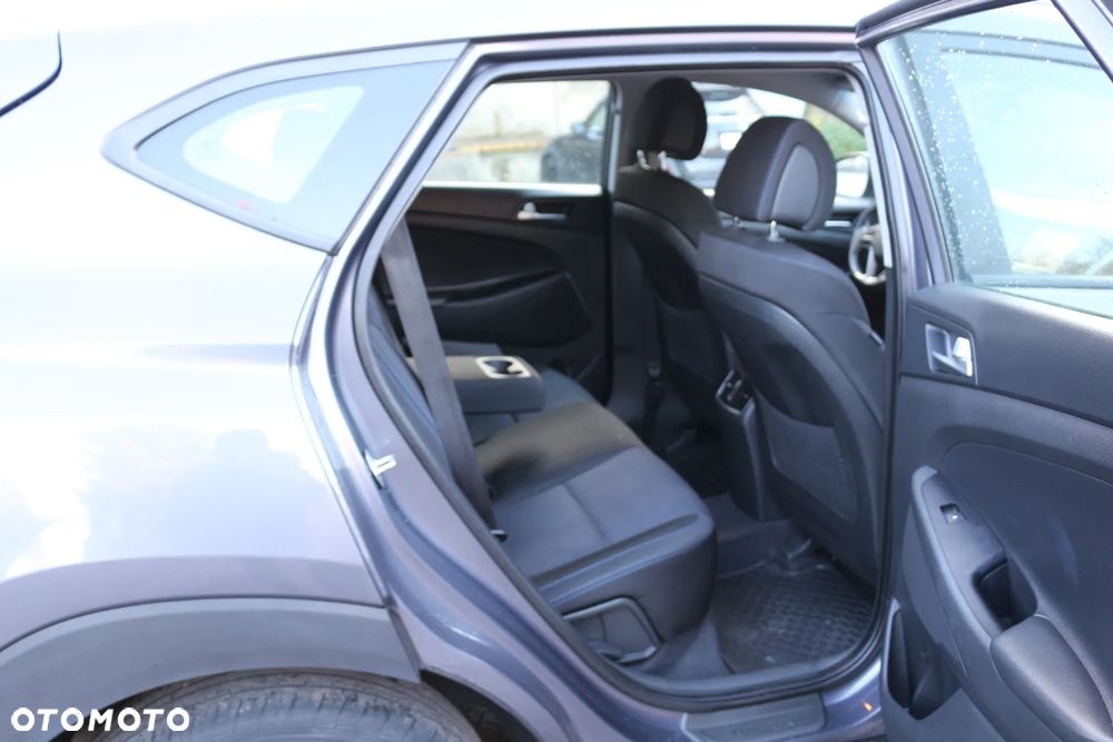 Hyundai Tucson blue 1.7 CRDi 2WD DCT Style - 15