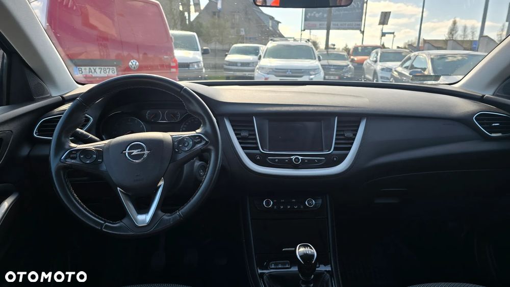 Opel Grandland X 1.2 T Enjoy S&S - 4