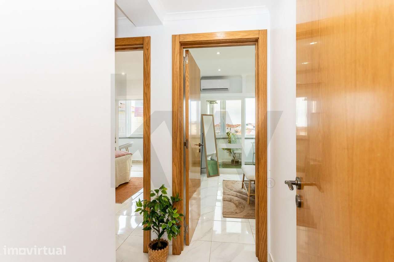 Apartamento T2 remodelado nas Fontaínhas — junto ao Mercado da Vila - Grande imagem: 5/19