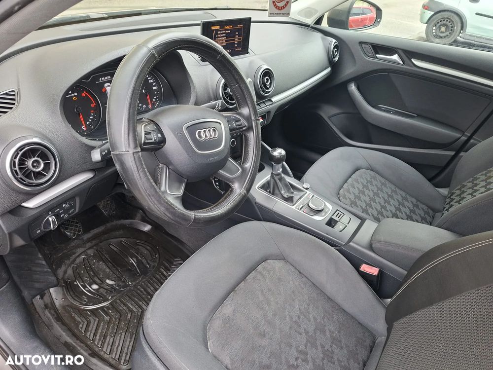 Audi A3 1.6 TDI Ambition - 8