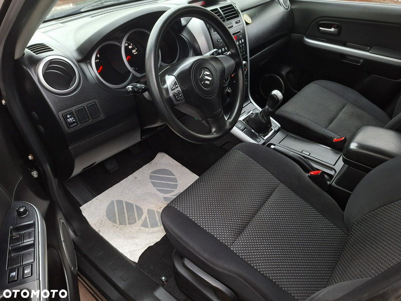 Suzuki Grand Vitara - 9