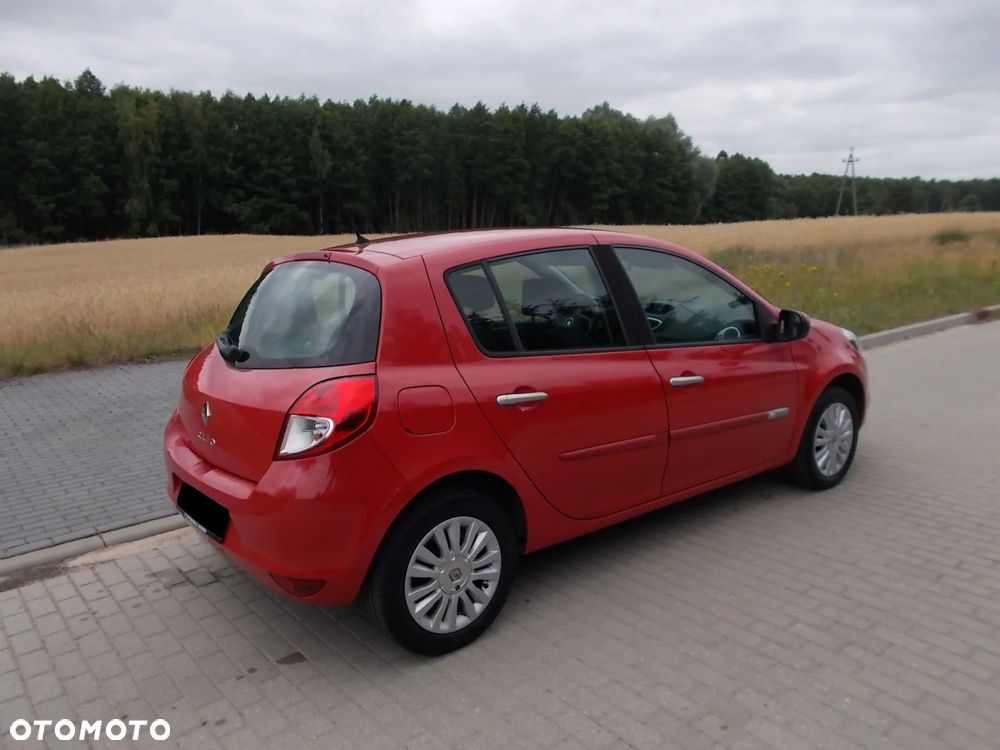 Renault Clio 1.2 16V Luxe Dynamique - 4