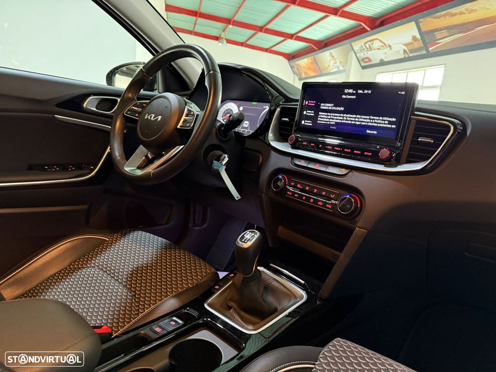 Kia Ceed SW 1.0 T-GDI Sport - 13