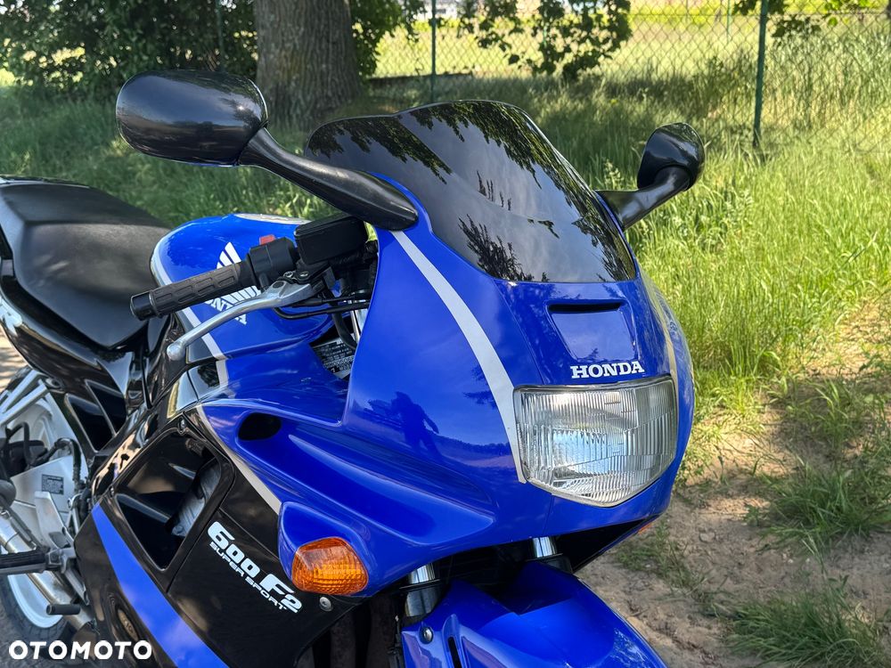 Honda CBR - 6