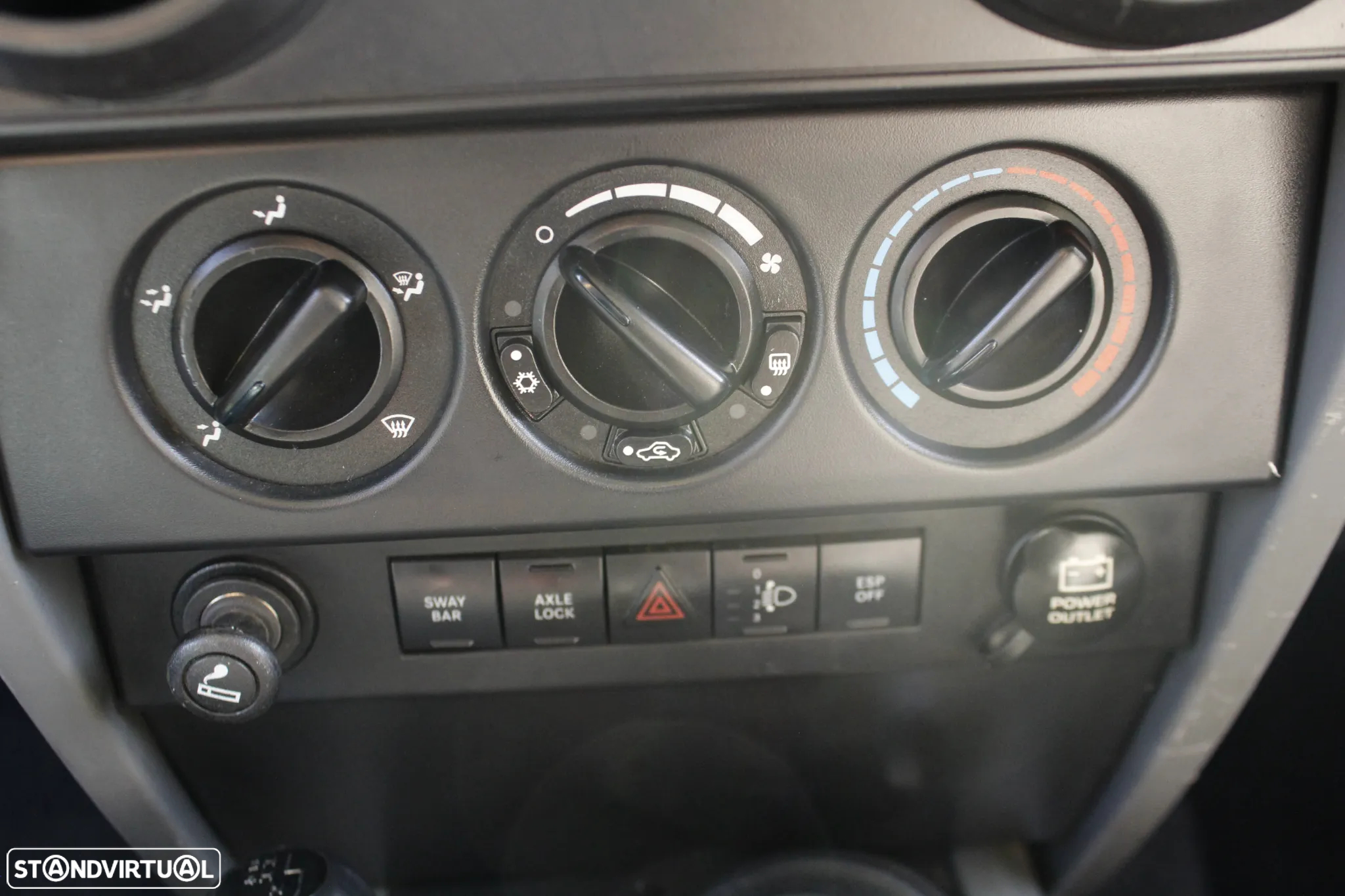 Jeep Wrangler Hard-Top 2.8 CRD DPF Sport - 16
