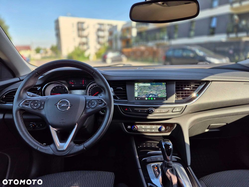 Opel Insignia - 8