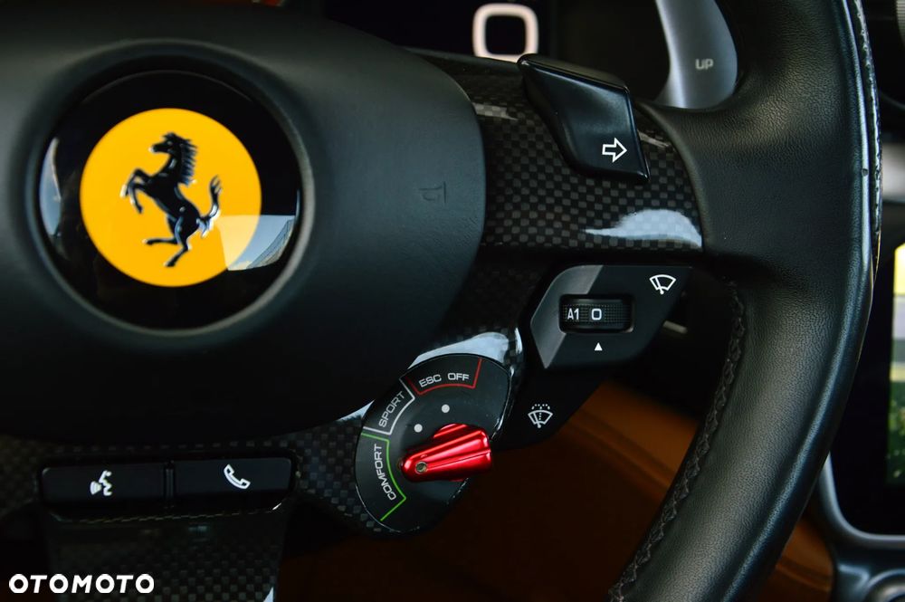 Ferrari Portofino - 32