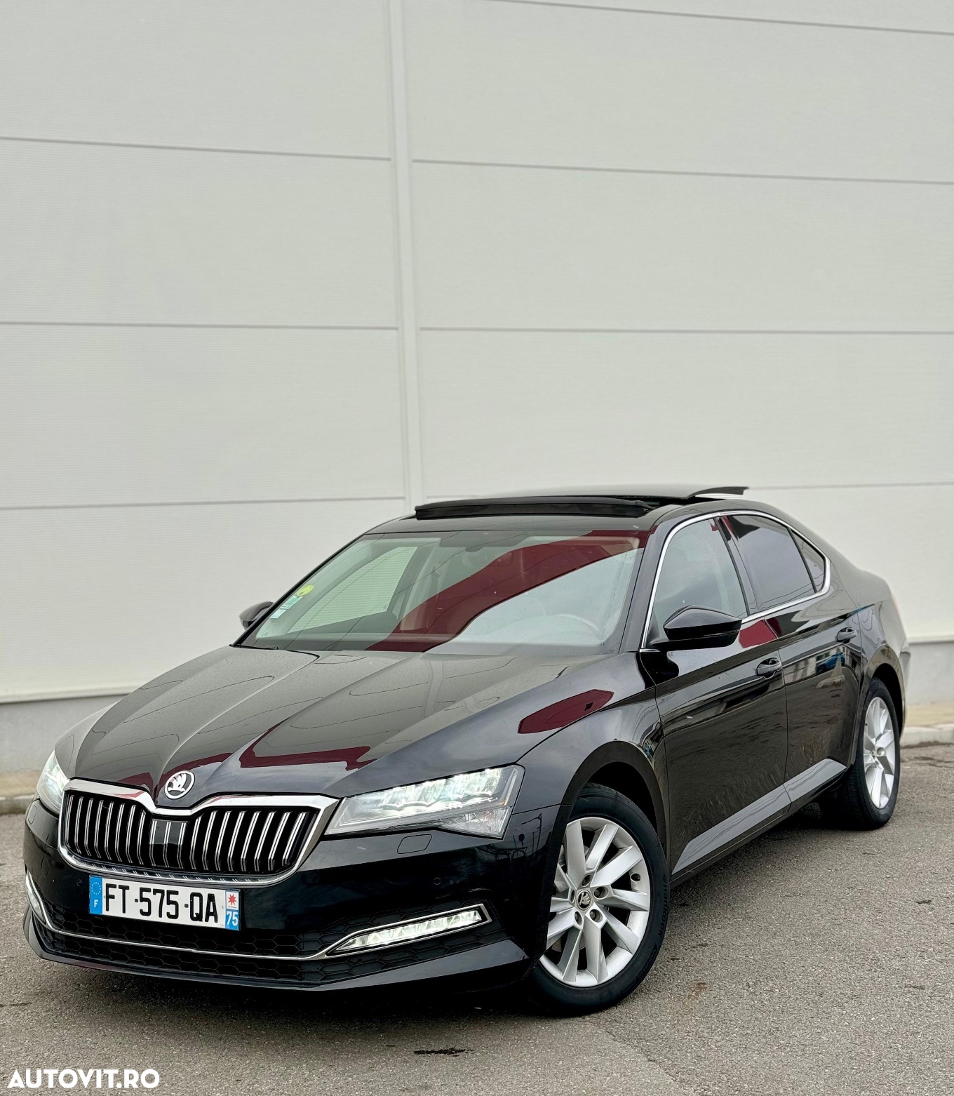 Skoda Superb 2.0 TDI DSG Ambition - 17
