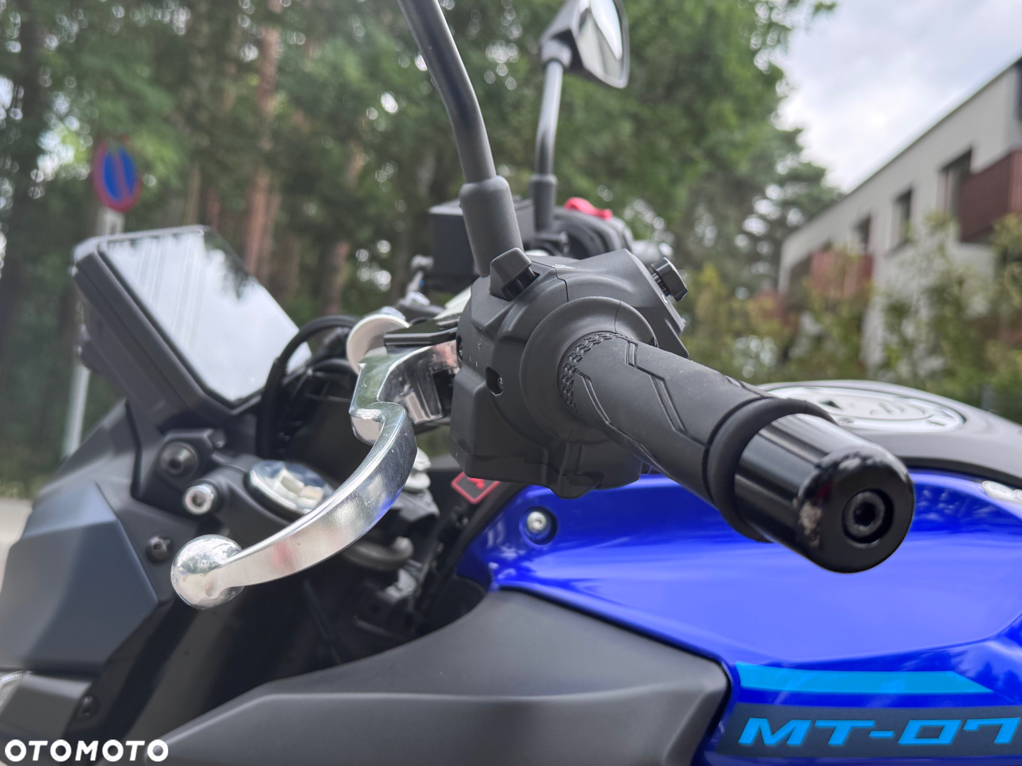 Yamaha MT - 12