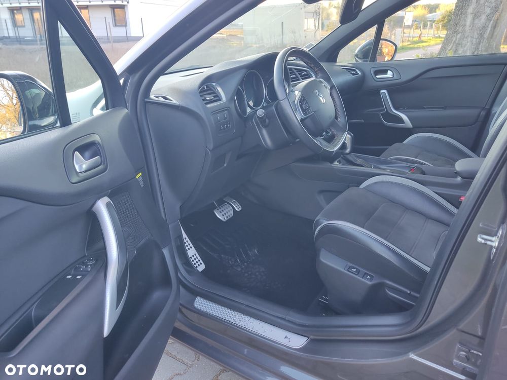 DS Automobiles DS 4 - 25