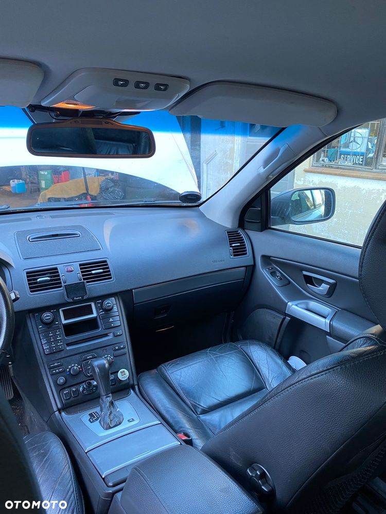 Volvo XC 90 D5 Momentum - 12