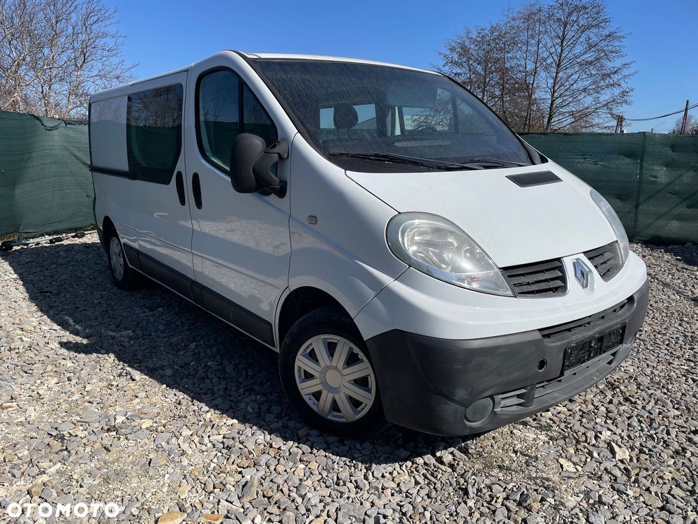Renault Trafic - 2