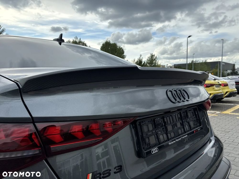 Audi RS3 Limousine - 25