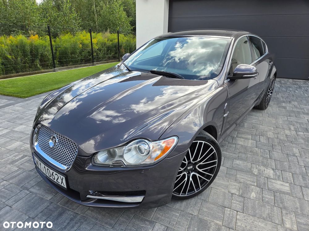 Jaguar XF 3.0 V6 S - 2