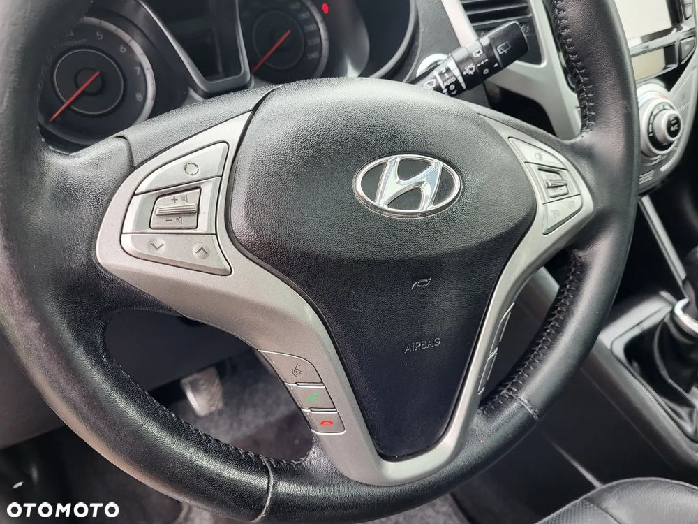 Hyundai ix20 1.6 Premium - 18