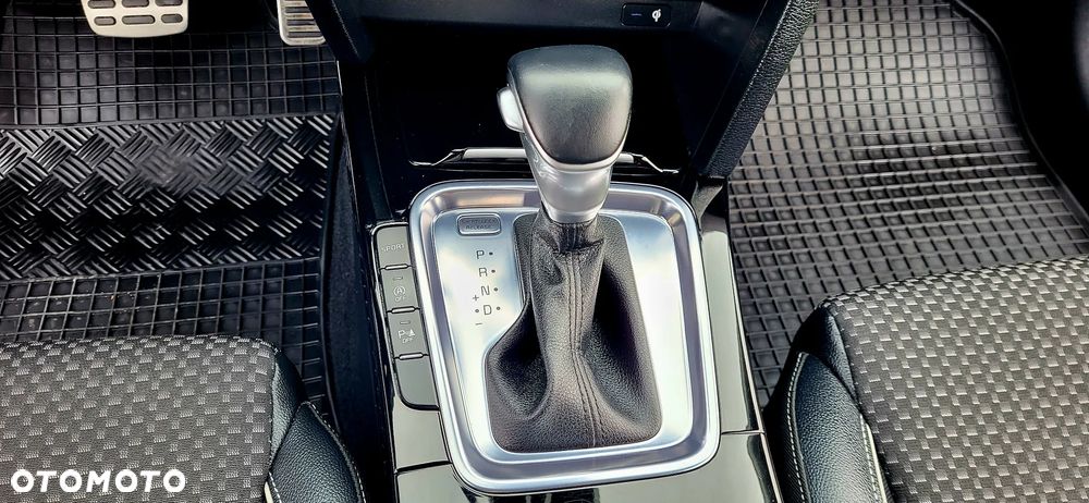 Kia Ceed 1.4 T-GDI L Business Line Plus DCT - 29