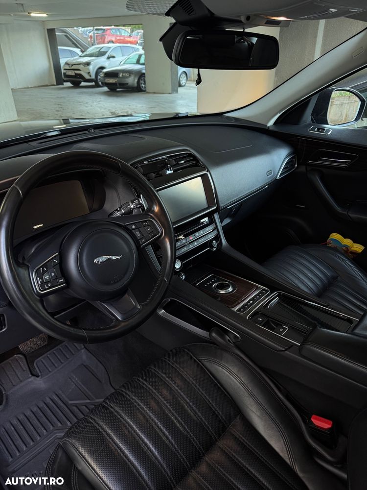 Jaguar F-Pace 20d AWD Prestige - 7
