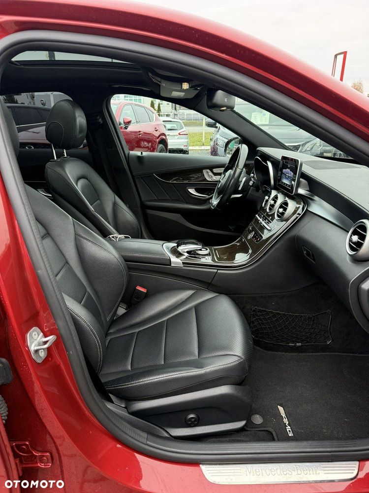 Mercedes-Benz Klasa C 300 7G-TRONIC AMG Line - 7