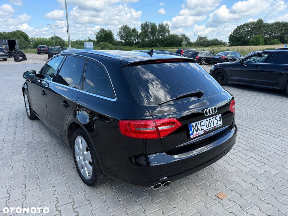 Audi A4 Avant 2.0 TDI ultra design - 8