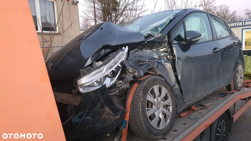 Peugeot 208 PureTech 82 Active - 6