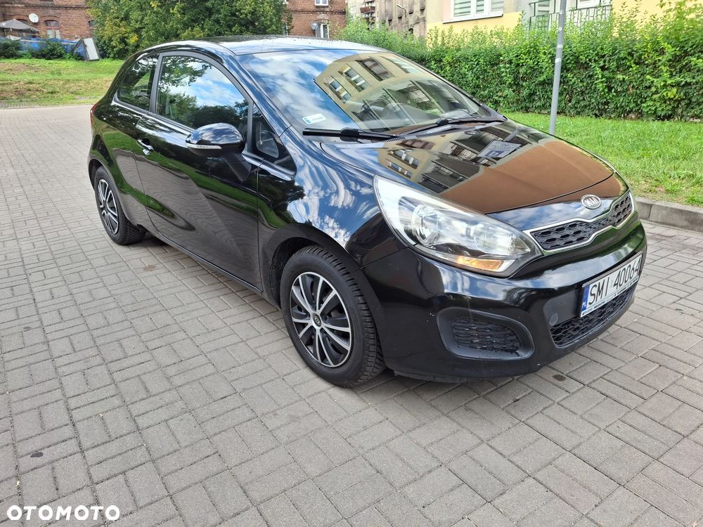 Kia Rio - 5