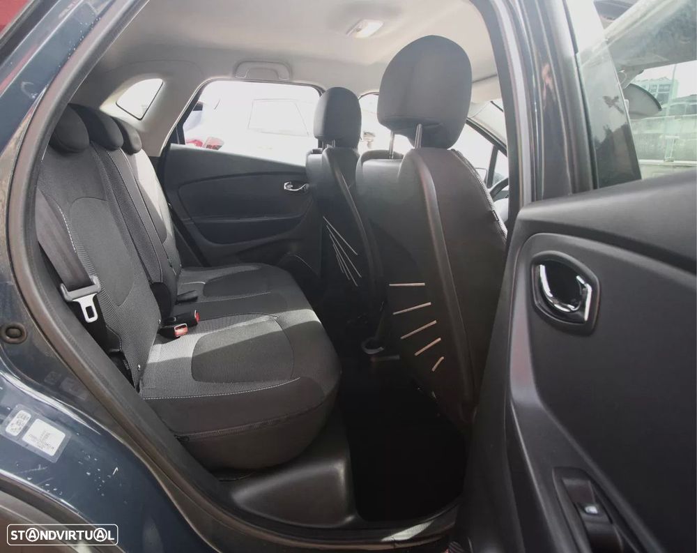 Renault Captur 1.2 TCe Initiale Paris EDC - 25