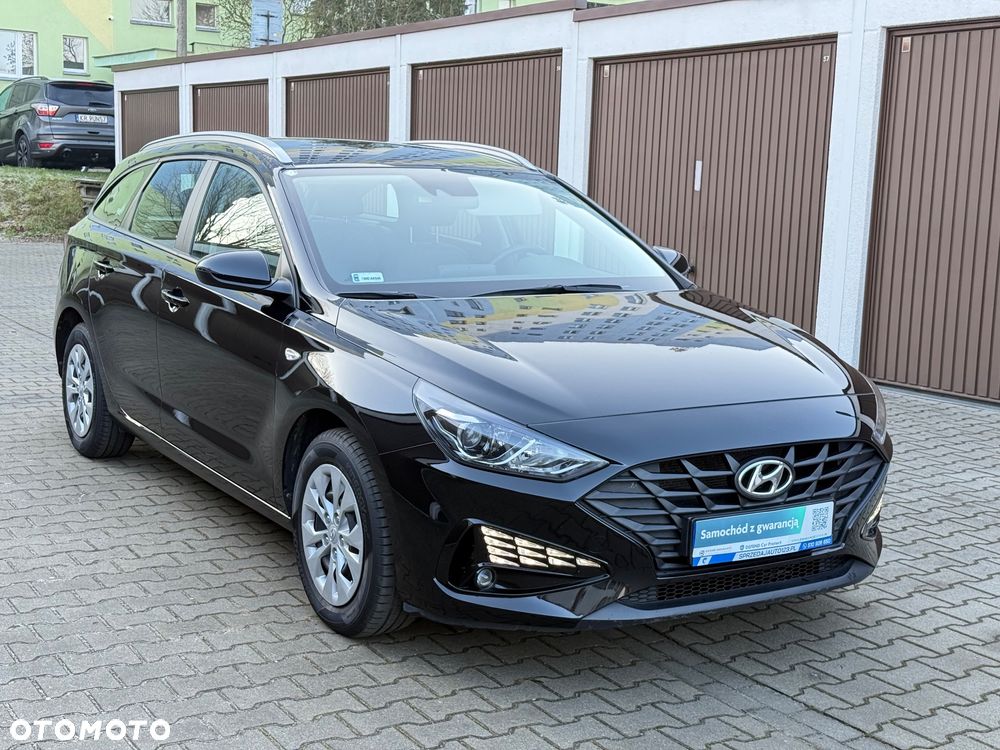 Hyundai i30 1.5 DPI Classic + - 35