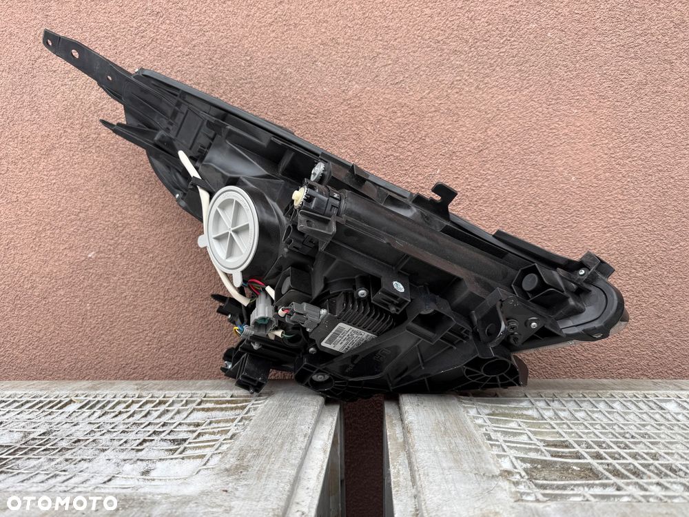 Lampa przednia NISSAN 370Z XENON LEWA EUROPA ORYGINALNA KOITO - 4