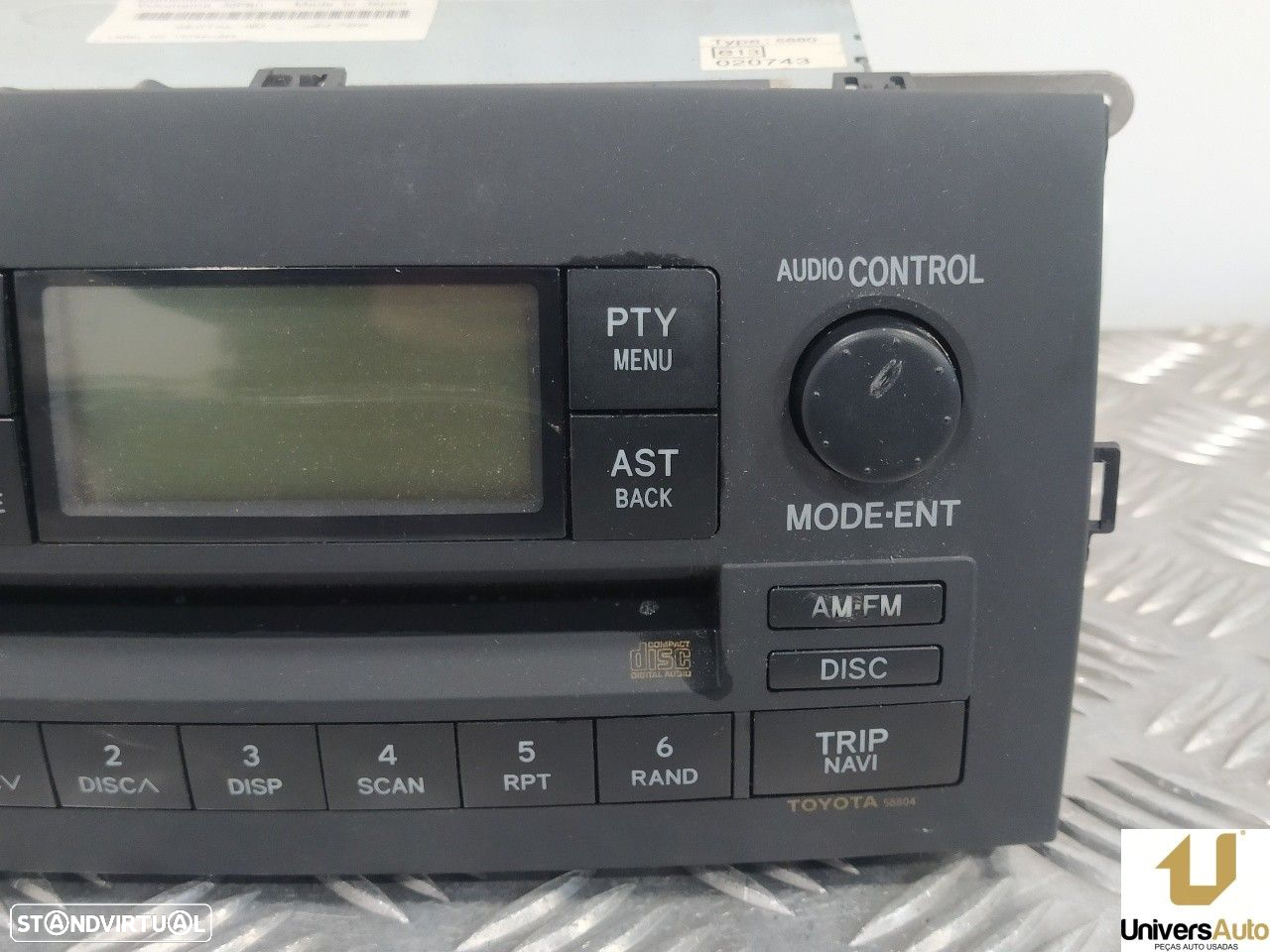 SISTEMA AUDIO / RADIO CD TOYOTA COROLLA VERSO 2003 -8612013060BO - 2